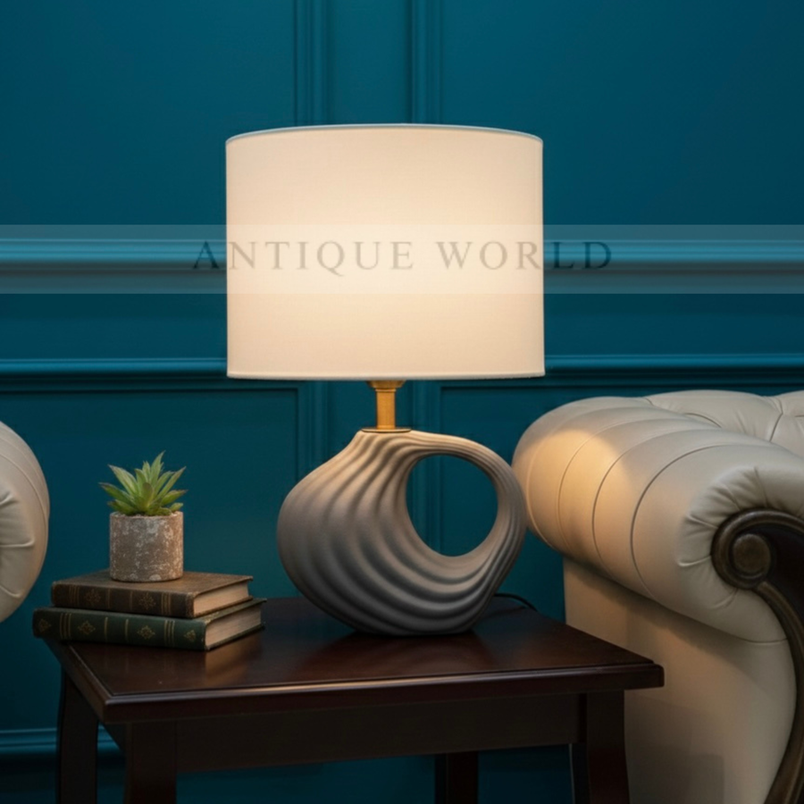 The Ripple Sculptural Bedside Lamp 1 pc