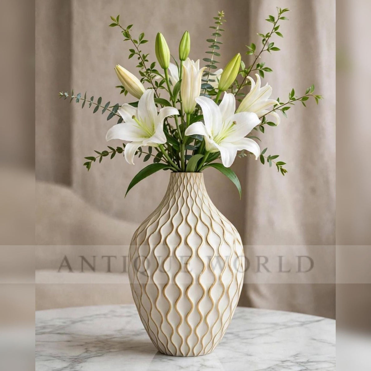 Luxury Wave Pattern Flower Vase