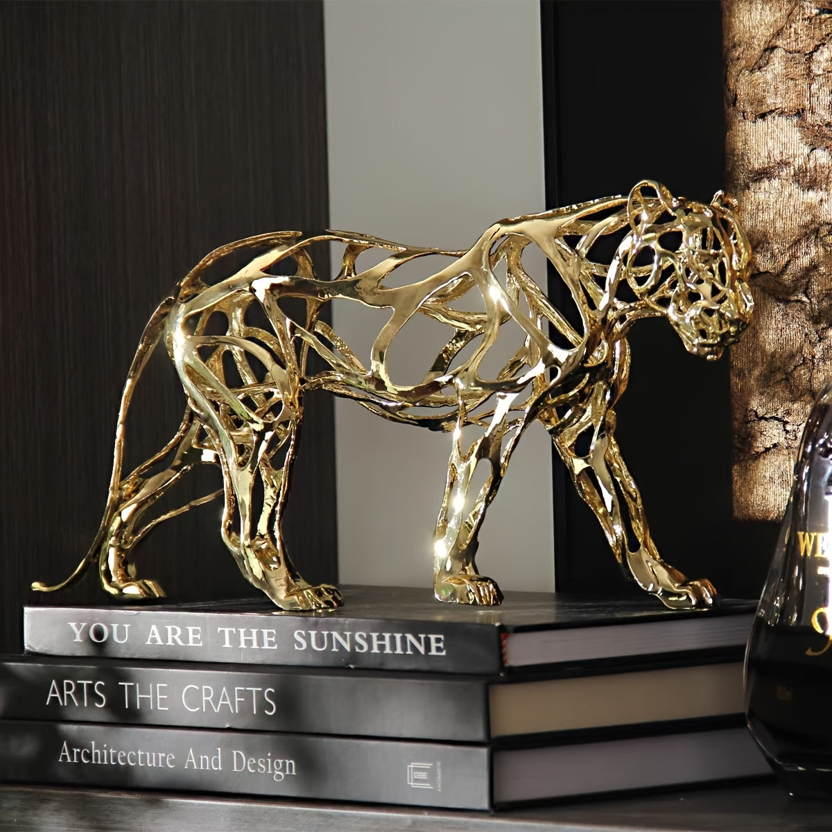 Modern Desktop Lion Figurine Ornament