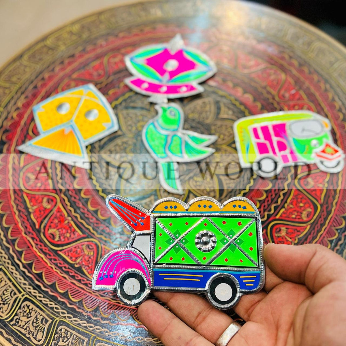 Traditional designed Fridge Magnets ( Set Of 5)