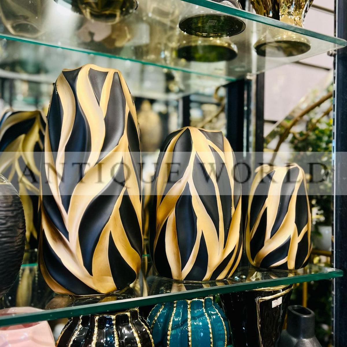 Iris Black & Gold Carved Vase ( Set of 3 )